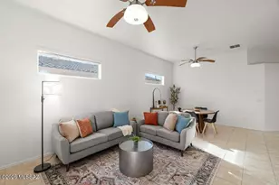 351 E Calle Nacrita, Green Valley, AZ 85614 - Photo 24