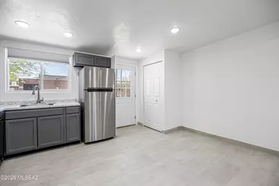 3675 E Shepherd Place, Tucson, AZ 85713 - Photo 6