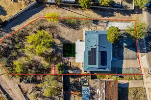 2706 S Enchanted Hills Dr, Tucson, AZ 85713 - Photo 34