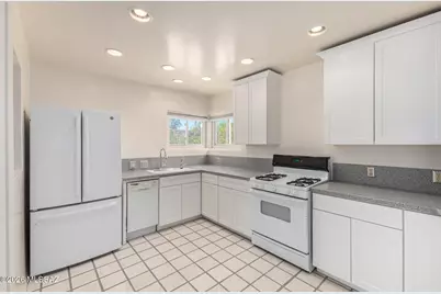 2250 E Silver Street, Tucson, AZ 85719 - Photo 16
