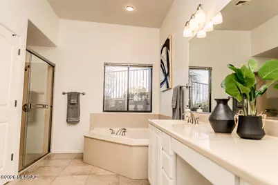 9809 N Ridge Shadow Place, Tucson, AZ 85704 - Photo 18