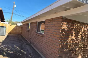 4448 N Jay Ave N, Tucson, AZ 85705 - Photo 2
