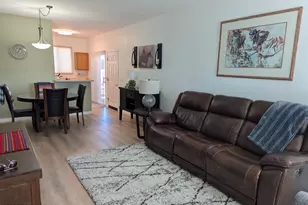 840 W Via Rio Fuerte, Green Valley, AZ 85614 - Photo 2