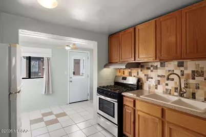 290 S Paseo Aguila #A, Green Valley, AZ 85614 - Photo 10