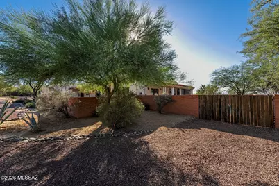 8625 N Sunnyslope Drive, Tucson, AZ 85704 - Photo 48