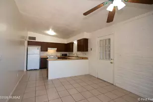 802 E Graybill Dr, Tucson, AZ 85719 - Photo 6