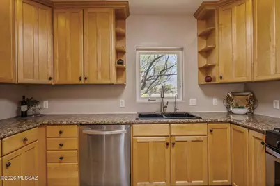 2202 N Conestoga Avenue, Tucson, AZ 85749 - Photo 10