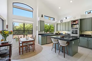 5972 N Misty Ridge Dr, Tucson, AZ 85718 - Photo 12