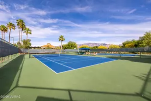 2382 E Cargondera Canyon Dr, Oro Valley, AZ 85755 - Photo 10