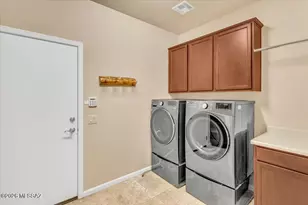 60713 E Arroyo Vista Dr, Oracle, AZ 85623 - Photo 34