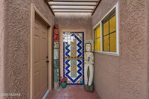 6524 N Foothills Dr, Tucson, AZ 85718 - Photo 34