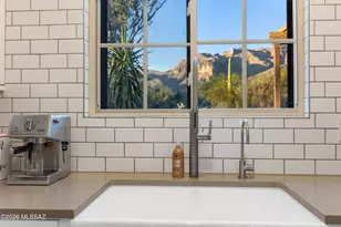 6524 N Foothills Dr, Tucson, AZ 85718 - Photo 14