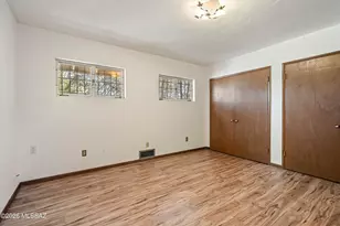 9240 E Sierra St, Tucson, AZ 85710 - Photo 24