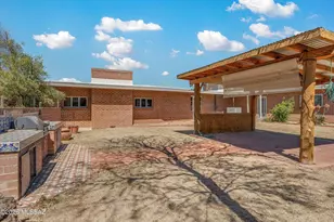 9240 E Sierra St, Tucson, AZ 85710 - Photo 34