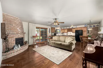 9021 E Henry Place, Tucson, AZ 85710 - Photo 10