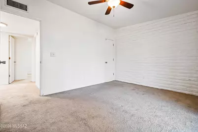 2568 W Calle Genova, Tucson, AZ 85745 - Photo 16