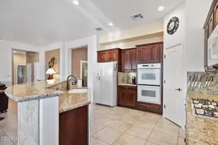 1175 W Calle Artistica, Green Valley, AZ 85614 - Photo 12