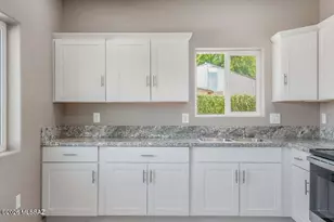 8041 E Escalante Rd, Tucson, AZ 85730 - Photo 14