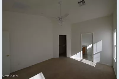 7925 W Mural Hill Drive, Tucson, AZ 85743 - Photo 8