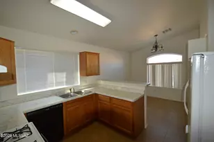 7925 W Mural Hill Dr, Tucson, AZ 85743 - Photo 6