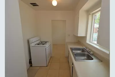 4633 E 19th Street, Tucson, AZ 85711 - Photo 4