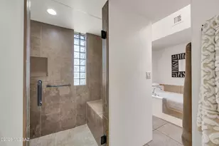 11792 N VÃ­a De La Verbenita, Oro Valley, AZ 85737 - Photo 14