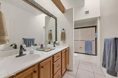 11792 N VÃ­a De La Verbenita, Oro Valley, AZ 85737 - Photo 16