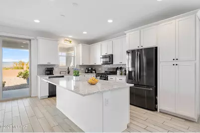 12092 E Ryscott Circle, Vail, AZ 85641 - Photo 10