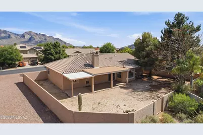 11079 N Mountain Breeze Drive, Oro Valley, AZ 85737 - Photo 12