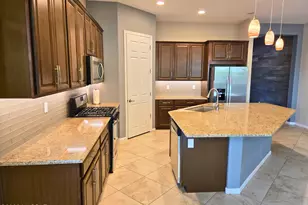 209 E Brookdale Way, Oro Valley, AZ 85755 - Photo 10