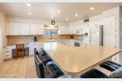 3712 N Placita Chimenea, Tucson, AZ 85716 - Photo 12
