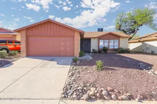 10140 E Karen Pl, Tucson, AZ 85748 - Photo 2