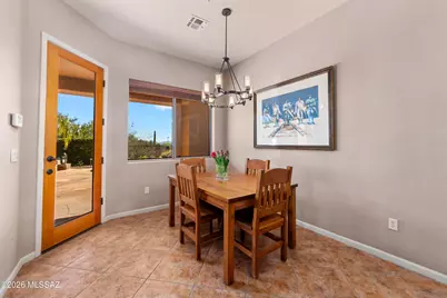 1233 W Portico Drive, Oro Valley, AZ 85755 - Photo 14