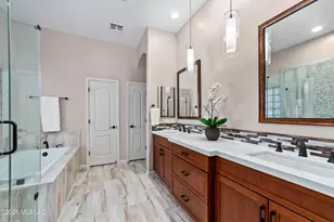 1233 W Portico Dr, Oro Valley, AZ 85755 - Photo 8