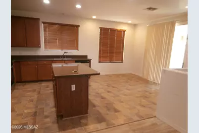 200 W Vuelta Friso, Sahuarita, AZ 85629 - Photo 4
