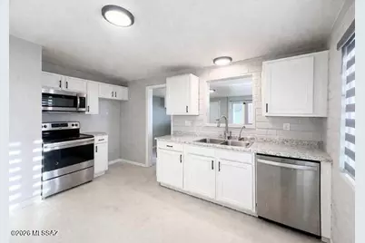 3922 N Palm Grove Drive, Tucson, AZ 85705 - Photo 4