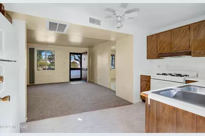 341 W Camino Penasco #B, Green Valley, AZ 85614 - Photo 10