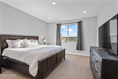 11162 S Golden Aspen Drive, Vail, AZ 85641 - Photo 14