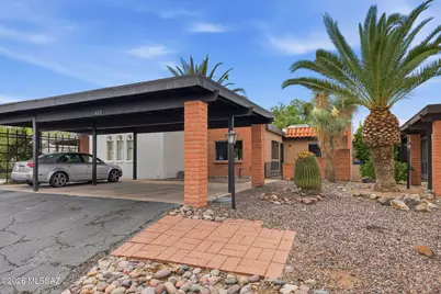 425 N Calle Del Diablo, Green Valley, AZ 85614 - Photo 1