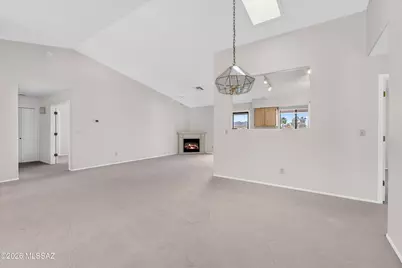 31 E Stonewood Drive, Oro Valley, AZ 85737 - Photo 18