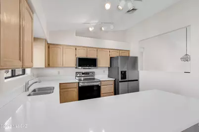 31 E Stonewood Drive, Oro Valley, AZ 85737 - Photo 6