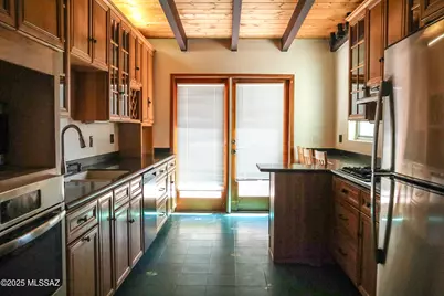 2110 E Water Street, Tucson, AZ 85719 - Photo 4