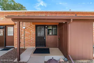 184 S La Canada Dr, Green Valley, AZ 85614 - Photo 32