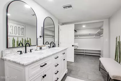 10500 N Oldfather Drive, Tucson, AZ 85742 - Photo 20