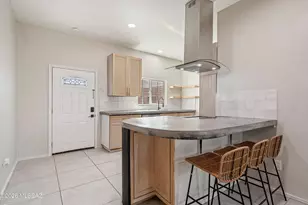10500 N Oldfather Dr, Tucson, AZ 85742 - Photo 38