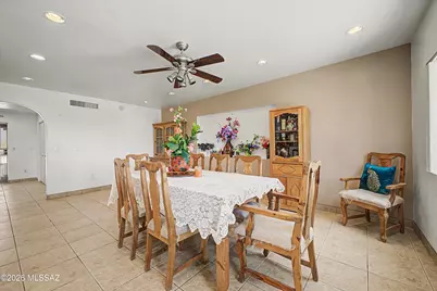 1611 N Blue Ridge Road, Tucson, AZ 85745 - Photo 12