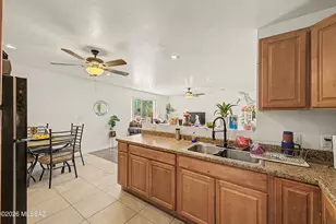 1611 N Blue Ridge Rd, Tucson, AZ 85745 - Photo 46