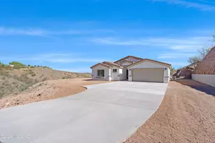 979 Calle Amarillo, Rio Rico, AZ 85648 - Photo 2