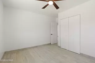 4555 E 10th St, Tucson, AZ 85711 - Photo 14