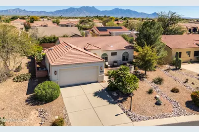1910 E Purple Martin Lane, Green Valley, AZ 85614 - Photo 2
